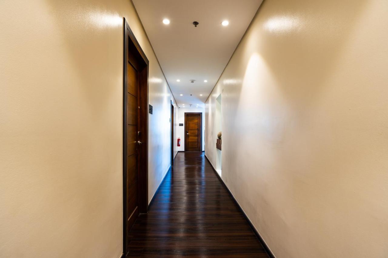 Myspace Hotel Comembo Taguig Exterior photo
